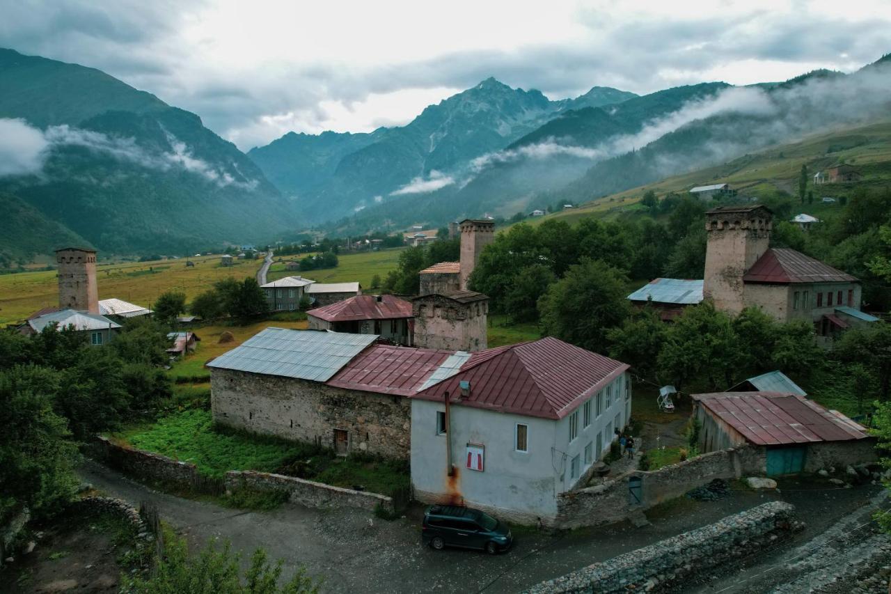 Guesthouse Of Irina Chvabiani Exterior foto